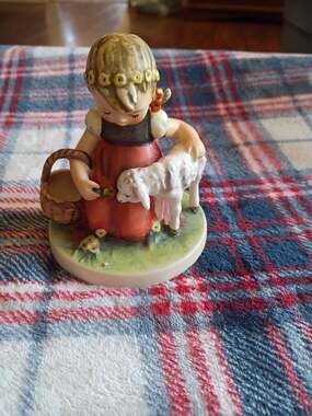 Vintage Goebel M.I. Hummel "Favorite Pet" Figurine #361 – TMK-3 or 4 Bee Mark